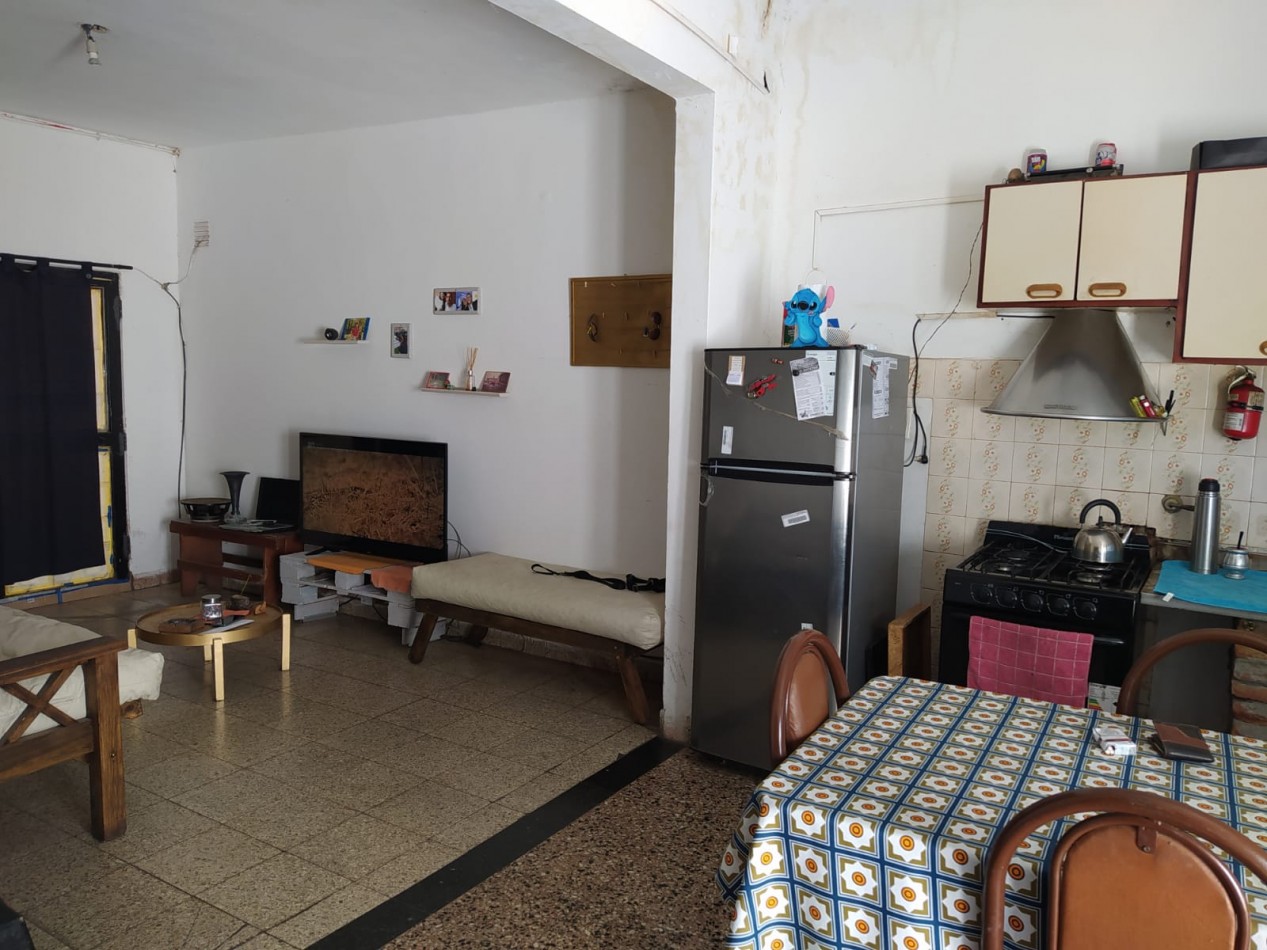 CASA 2 DORMITORIOS