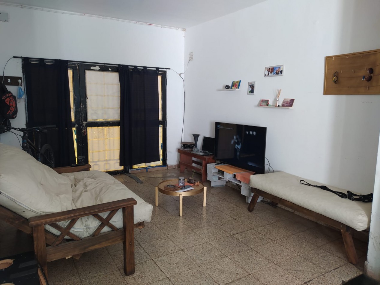 CASA 2 DORMITORIOS