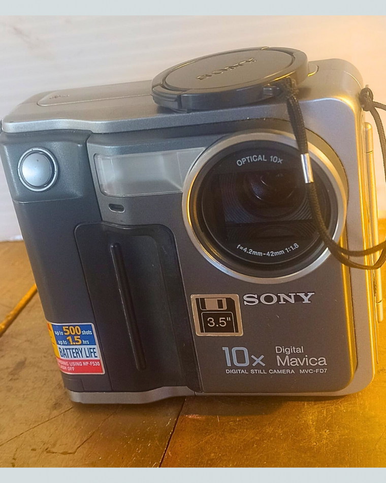 SUBASTA ANTIGUEDADES Y HOBBIES 