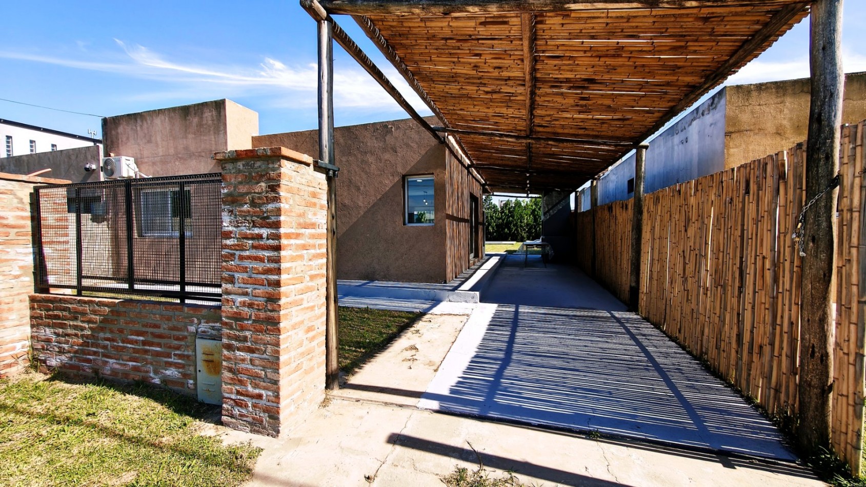 CASA SEMI AMOBLADA -TDS III